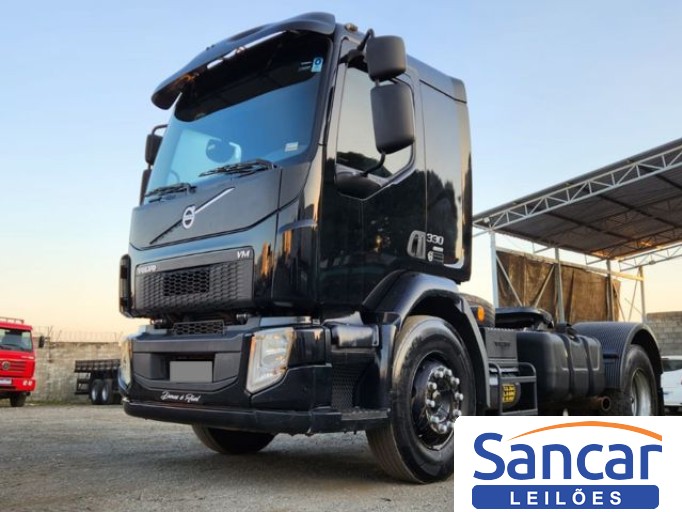 VOLVO VM-330  17/18