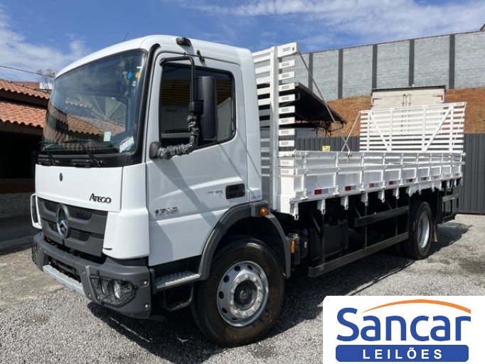 MERCEDES BENZ ATEGO 22/22
