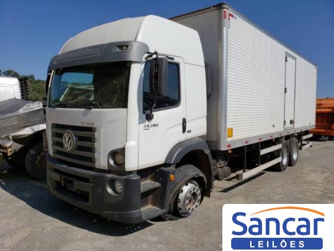 VOLKSWAGEN CONSTELLATION 19/20