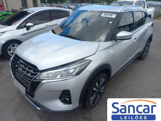 NISSAN KICKS 21/22
