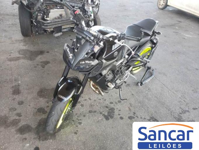 YAMAHA MT-09 20/20