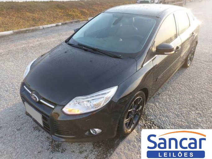FORD FOCUS SEDAN 14/14